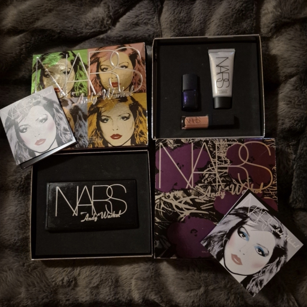 NARS ANDY WARHOL DEBBIE HARRY EYE CHEEK PALETTE/TAKE A WALK ON THE WILD SIDE SET